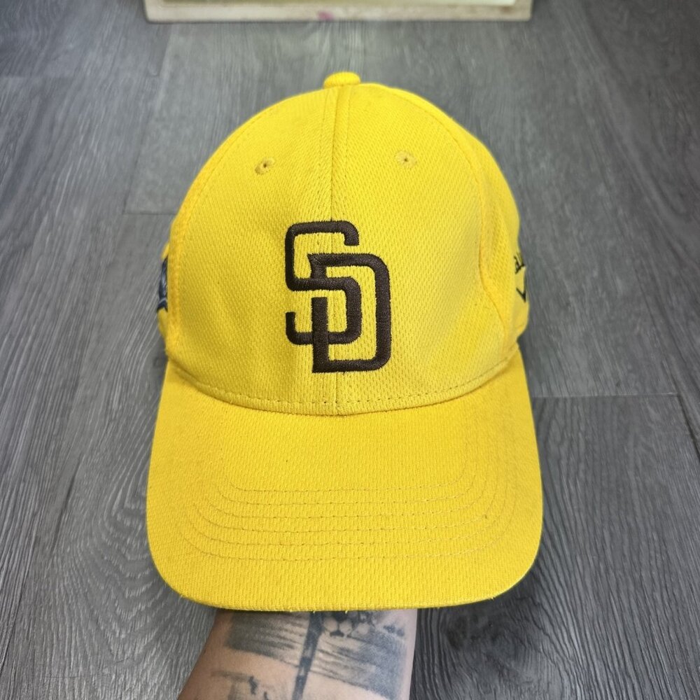 San Diego Padres Baseball Cap Yellow Callaway The Links MLB Hat Adjustable Strap